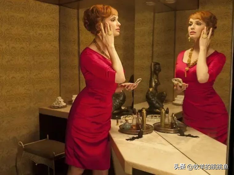 他是战场逃兵、广告业大拿、18个女人的情人、市长夫人的前夫