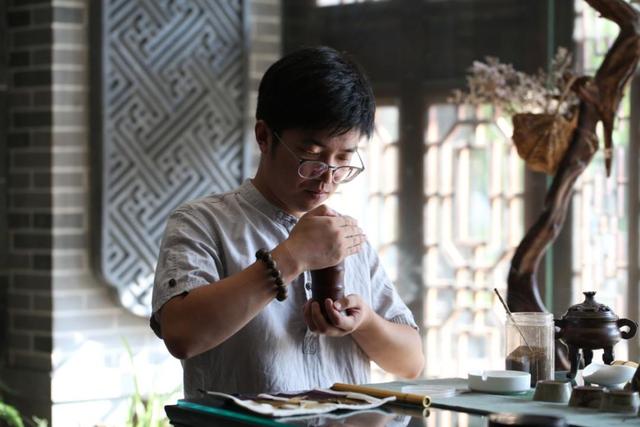 为什么古代人喜欢睡软床,古代为什么晚上睡不好觉