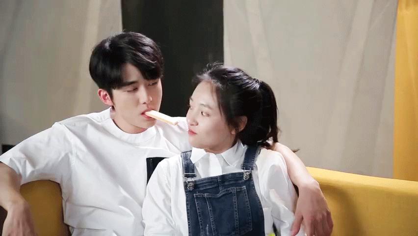 冰糖雪梨吴倩衣服同款,冰糖炖雪梨吴倩蓝色裙子