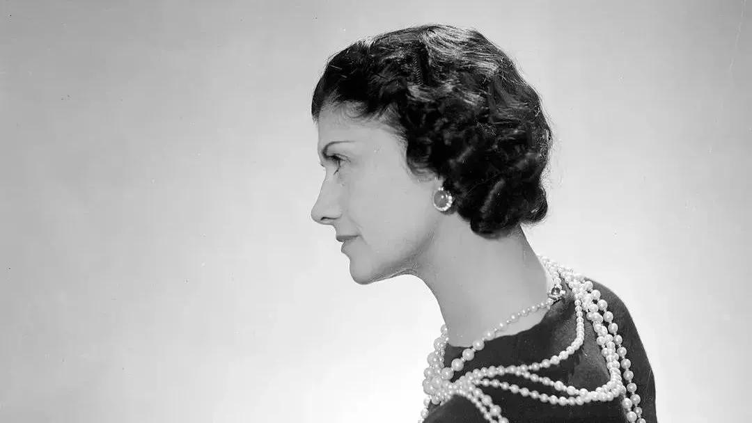 巴勒松：你不过是我的玩物，香奈儿：你不过是我成功路上的工具