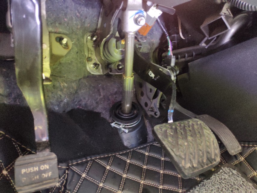 2015年天籁2.0二手价格,15年2.0极品日产天籁