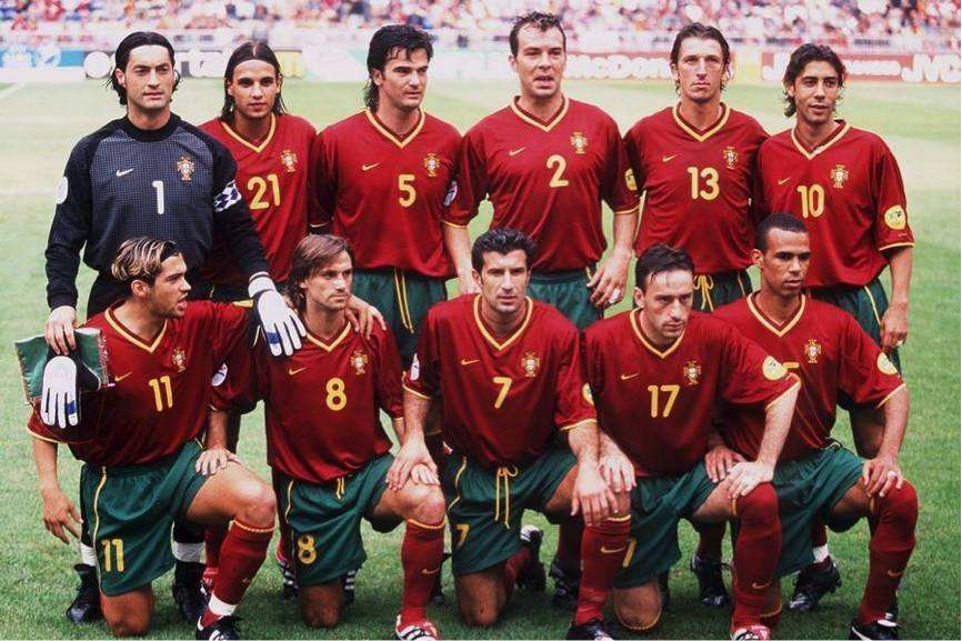 菲戈右脚为什么踢右边锋,菲戈右路过人