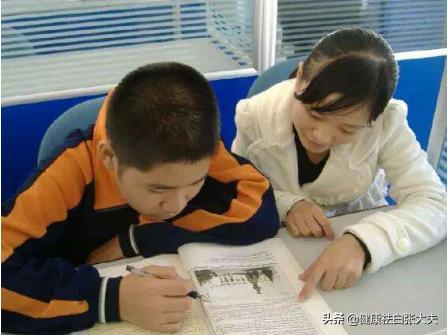 小孩得了白癜风会影响学习吗,孩子得了白癜风压力大