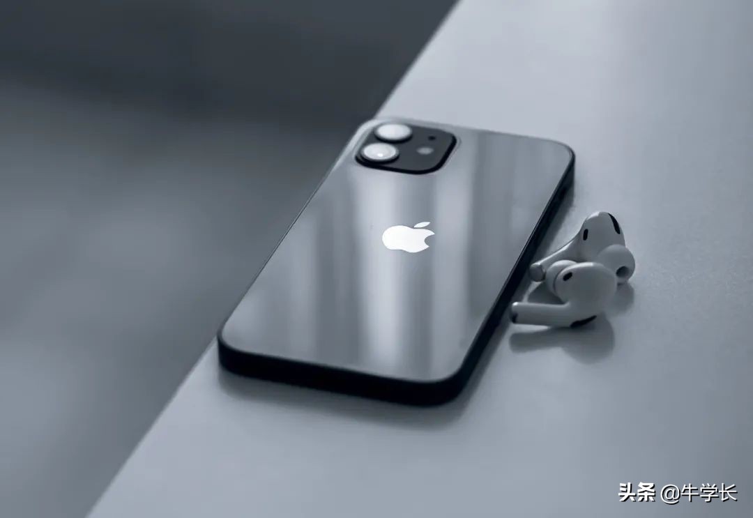 iphone内存满了开机一直白苹果,iphone12白苹果开不开机