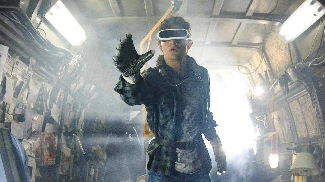 科幻电影十大星际穿越巅峰之作,十部9.0高分科幻电影星际穿越