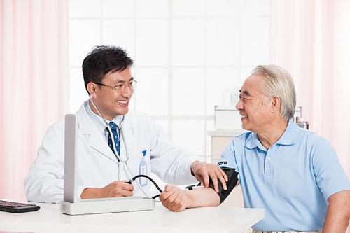 汗蒸真的可以排毒养颜、祛湿除寒？医生：这6类人，倒贴钱也别去