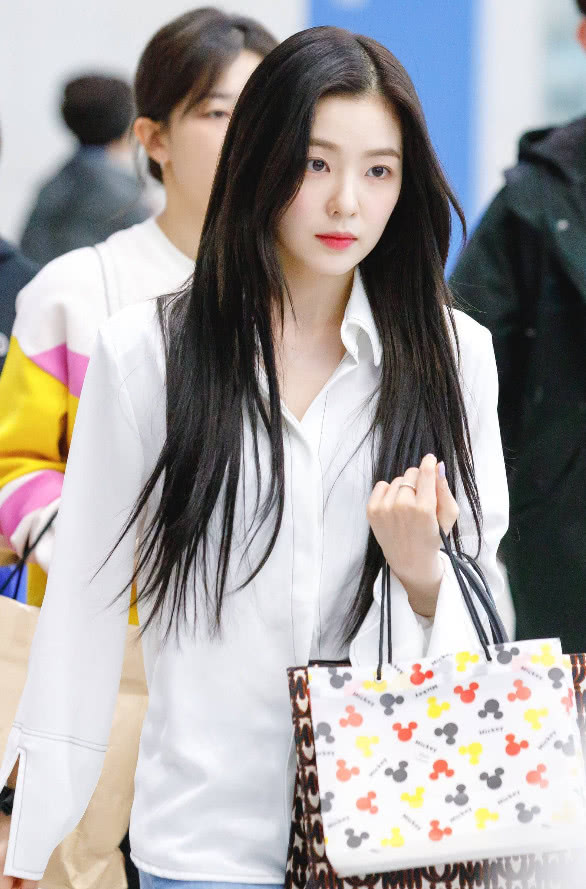 裴珠泫斑点裤,韩国女星裴珠泫穿搭