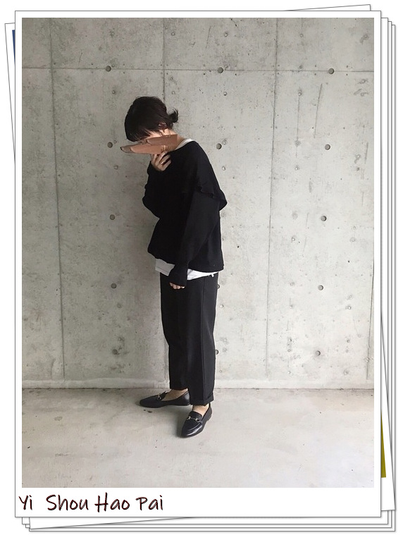 zara款式,zara黑色裙子搭配最新