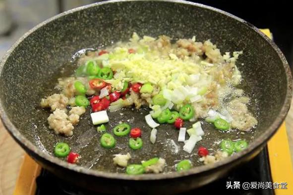 厨师长教你红烧肉末冬瓜,厨师长分享红烧冬瓜做法味道真香