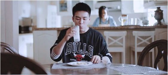 普通家庭国外留学去哪,家境一般的你怎么出国留学更划算