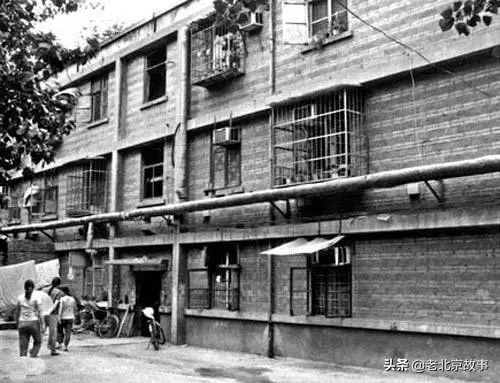 身份证上是1970-1989年的注意了，再忙也要看一下！