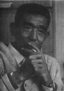 90年代的传奇人物，从村书记到“土皇帝”，坐拥16辆进口奔驰