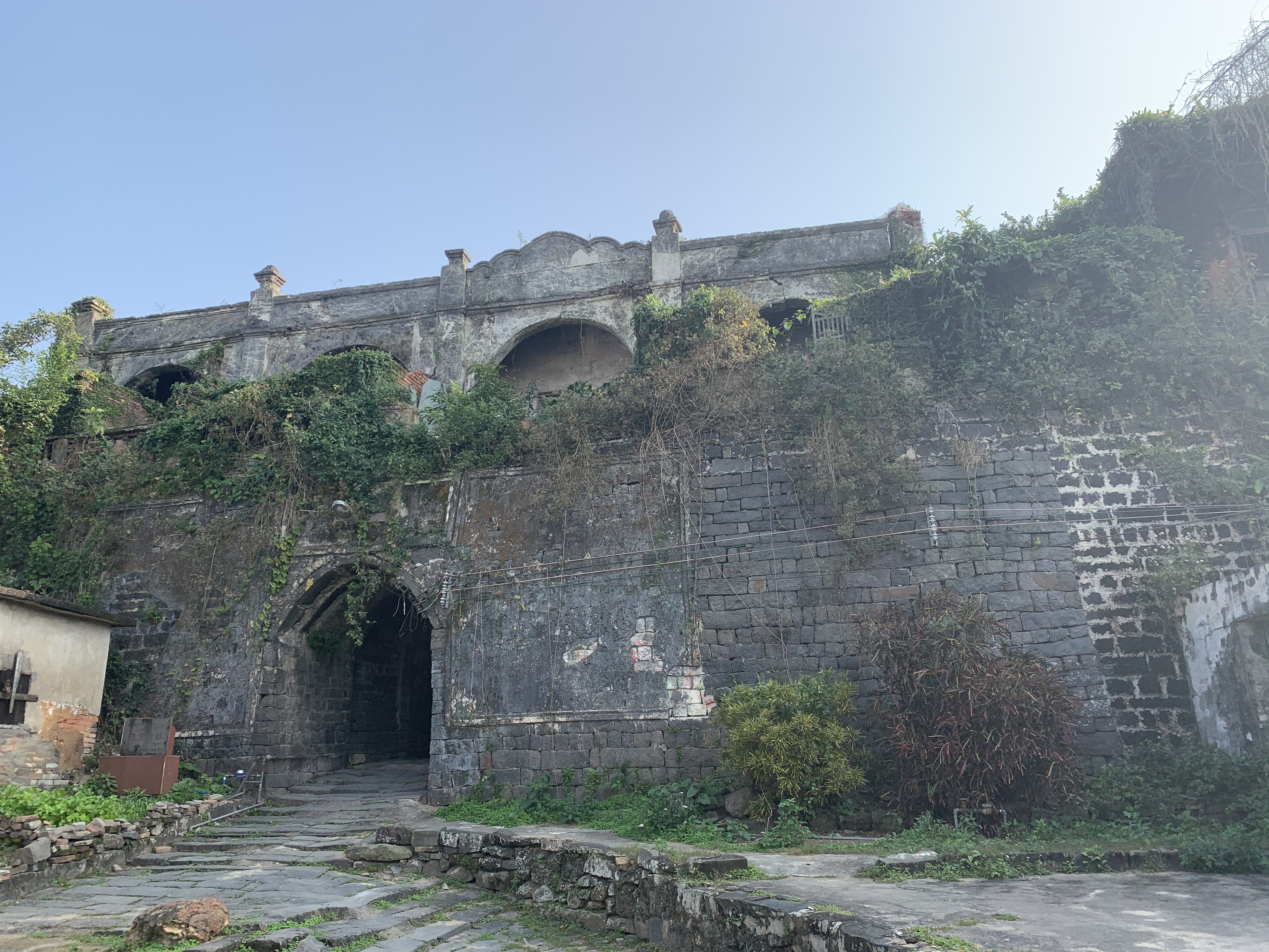 海南现存最完整具有代表性的古城,海南定城古城