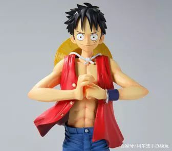 海贼王手办鹰眼pop,日本海贼王pop手办购买途径