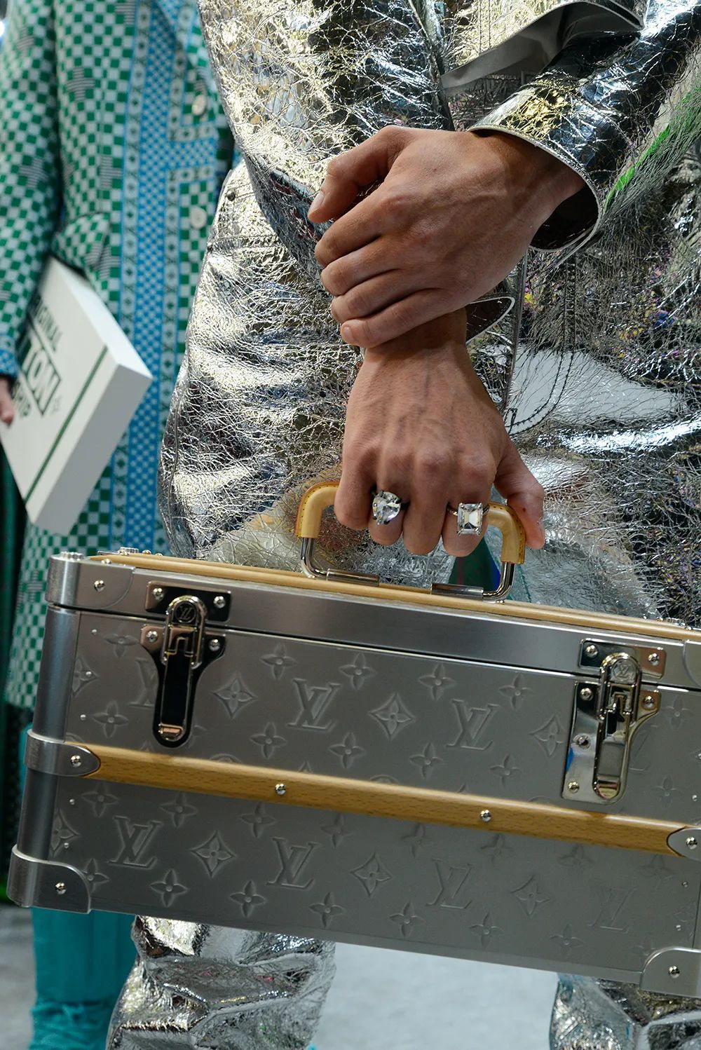 virgil在lv有多成功,virgil设计哪些lv经典产品