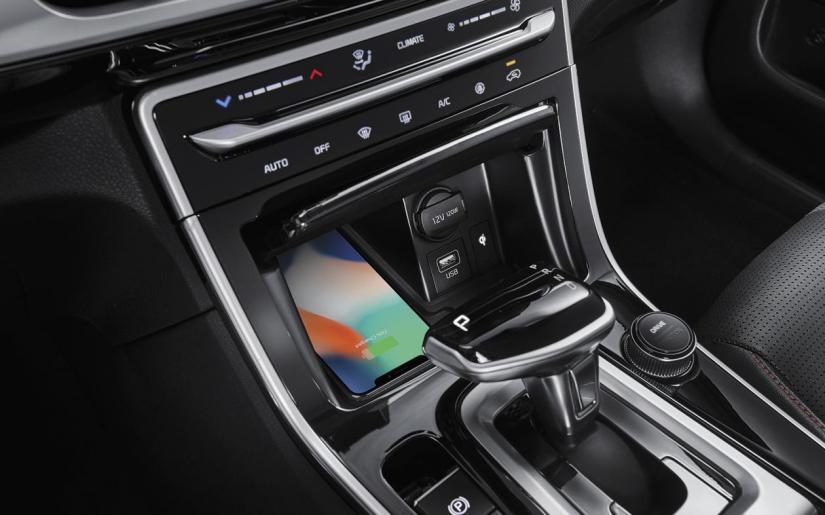 试驾起亚kx3傲跑,起亚kx31.6t傲跑试驾