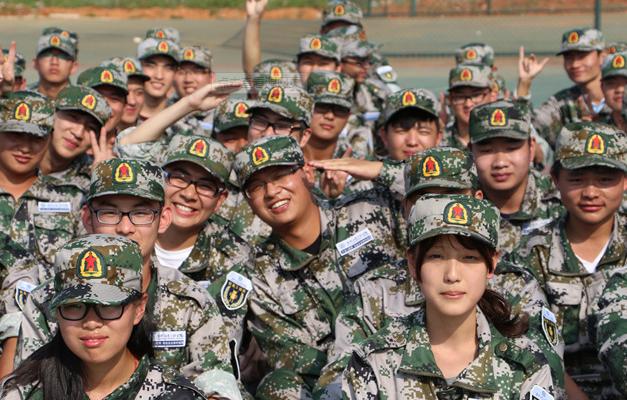 都是军训为什么差距那么大,军训都一样吗