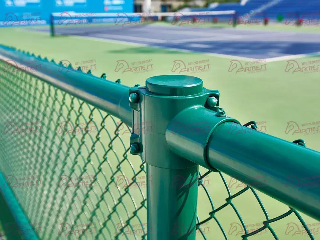 高速围网不生锈,如何保养木围栏