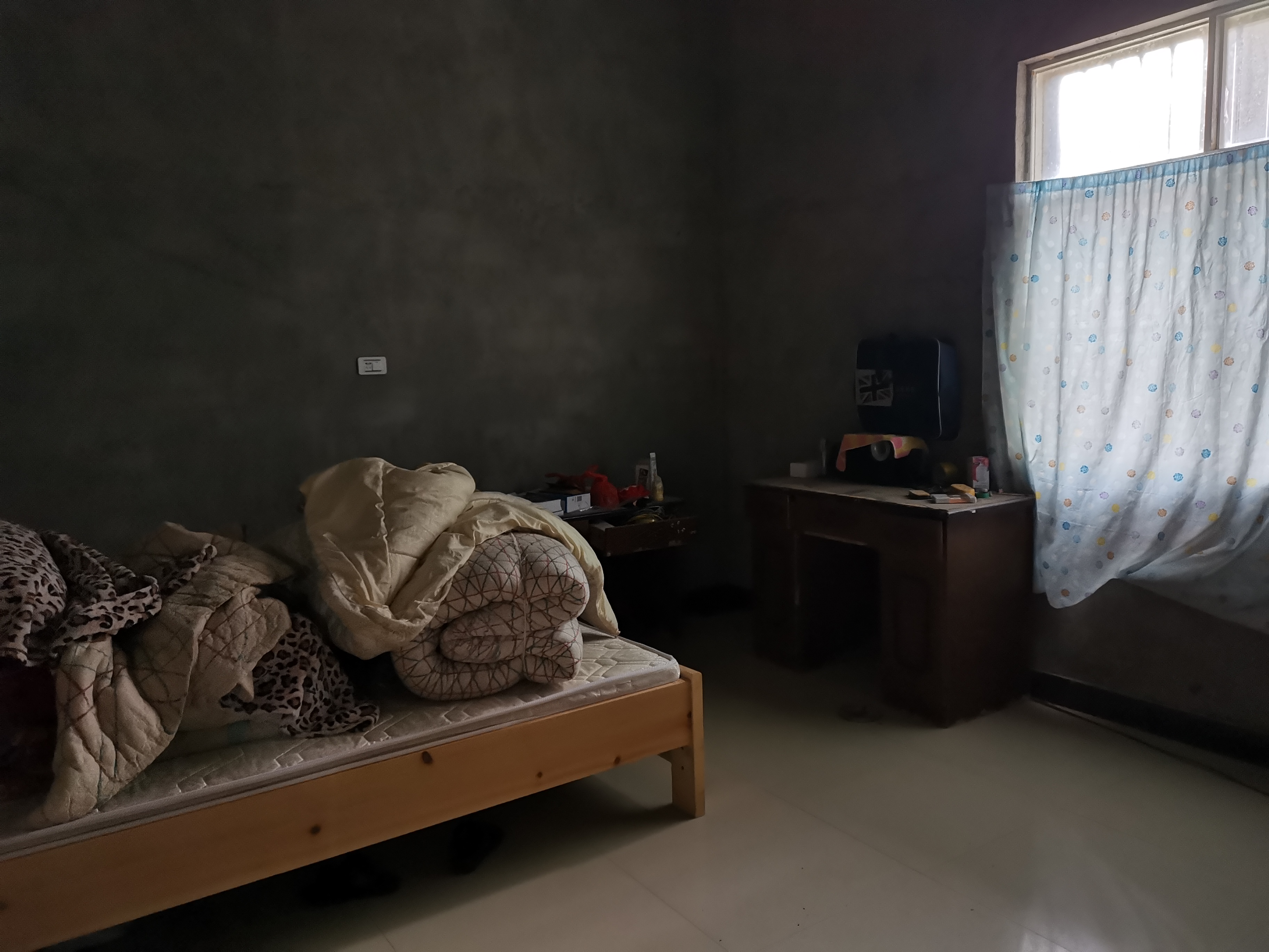 起底美团杀人外卖员：离婚后自杀未遂，儿子江中溺亡，家人称其情绪有问题