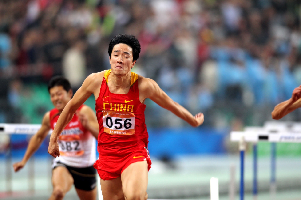 高中优秀作文奋斗,高中生应该怎么为梦想努力作文