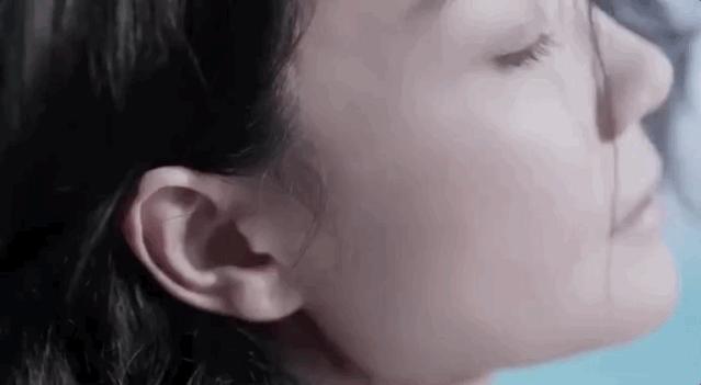 王菲广告大赏完整版,发几张王菲在90年代初做的广告