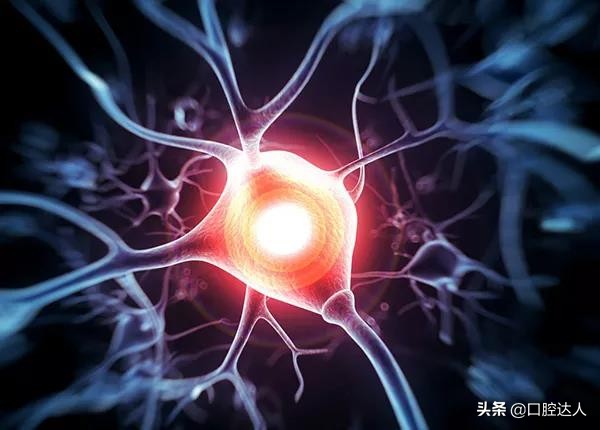 刚戴上牙套感觉酸疼，是怎么回事？