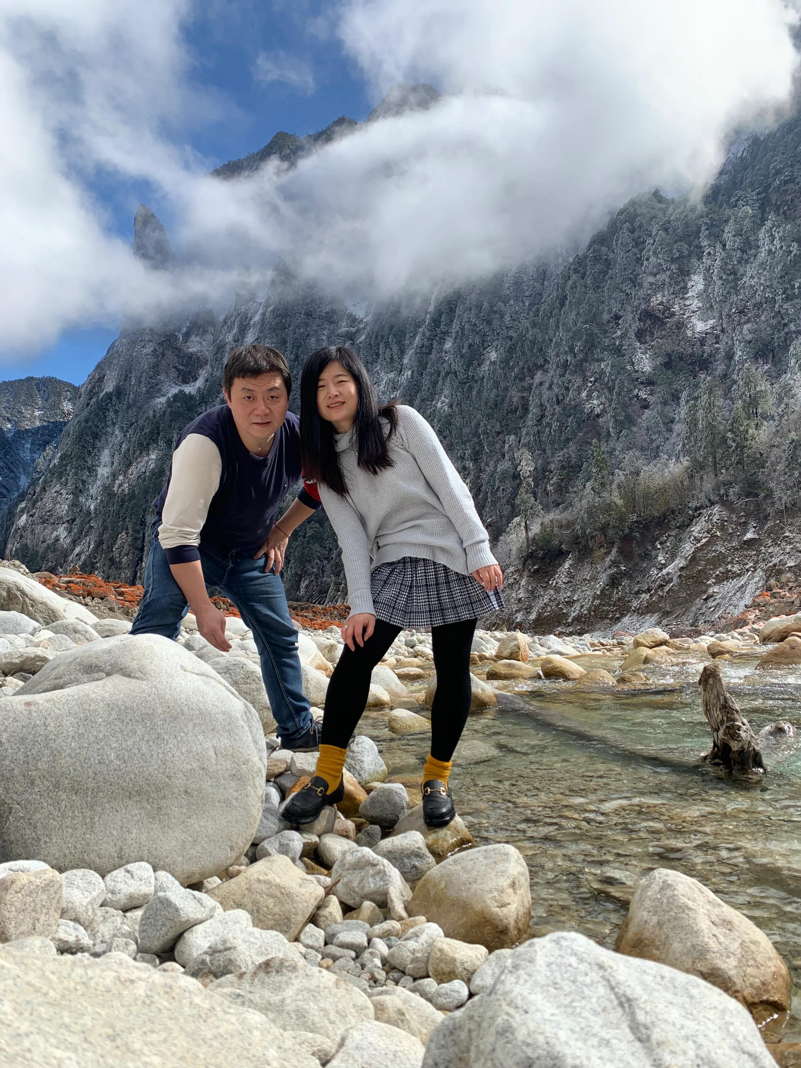 海螺沟燕子沟旅游攻略,海螺沟和燕子沟哪个更值得去