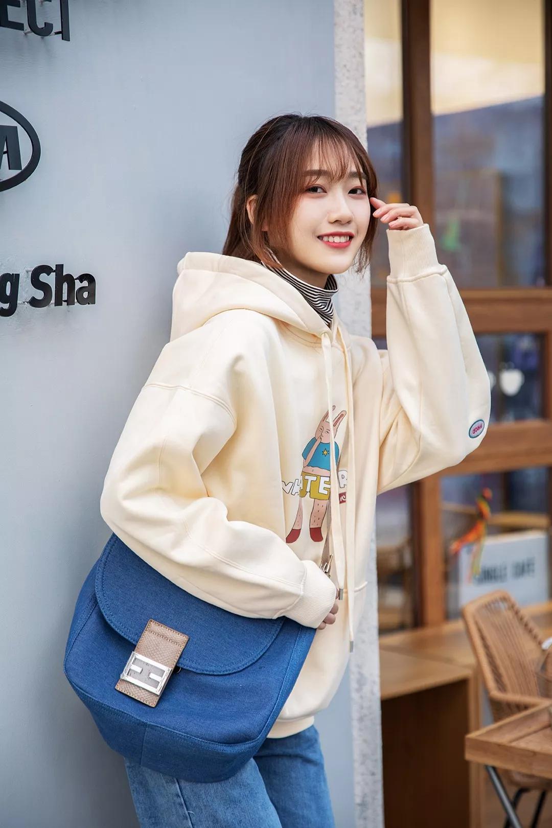 刚买的加绒卫衣,已购买过的加绒卫衣