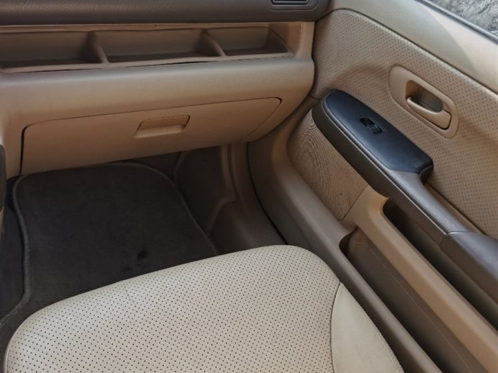 本田13款crv备胎空间,本田crv改装外挂备胎