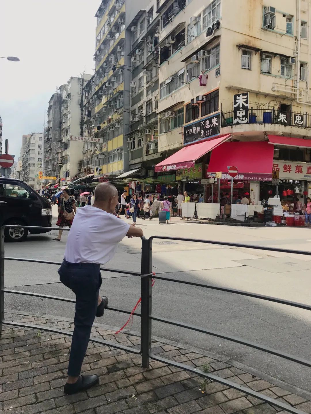 香港“钻的”的十年社企路:为残障人士提供有尊严的公共服务