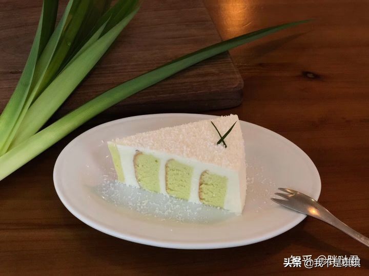 蛋糕店一般一天能卖多少蛋糕,蛋糕店卖不完的甜品怎么处理