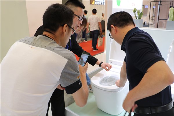 欧路莎董事长林华友资产,欧路莎卫浴董事长林华友