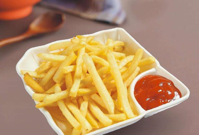 我炸的薯条为什么那么软不脆,为什么自己炸的薯条软