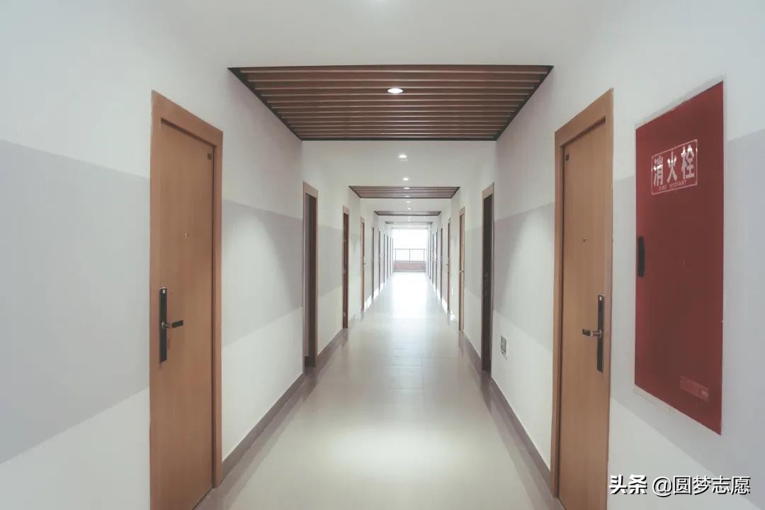 吉利学院研究生奖励15万,吉利学院奖学金政策