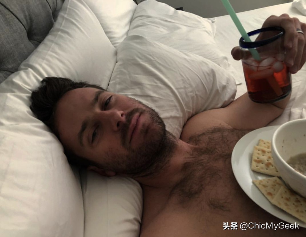 请以你的名字呼唤我男主,请以你的名字呼唤我男主角叫什么