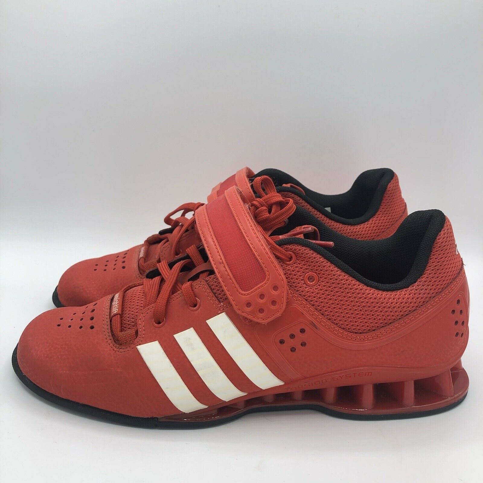 吕小军举重鞋和安踏举重鞋区别,安踏在国外健身圈被吕小军带火了