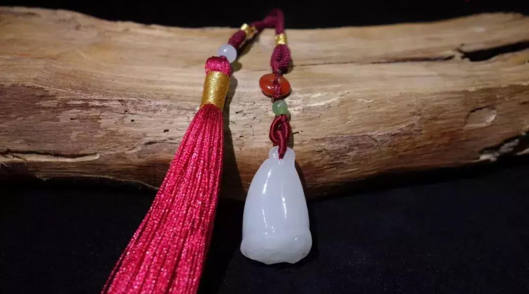 收藏和田玉最多的大师,和田玉收藏老白玉