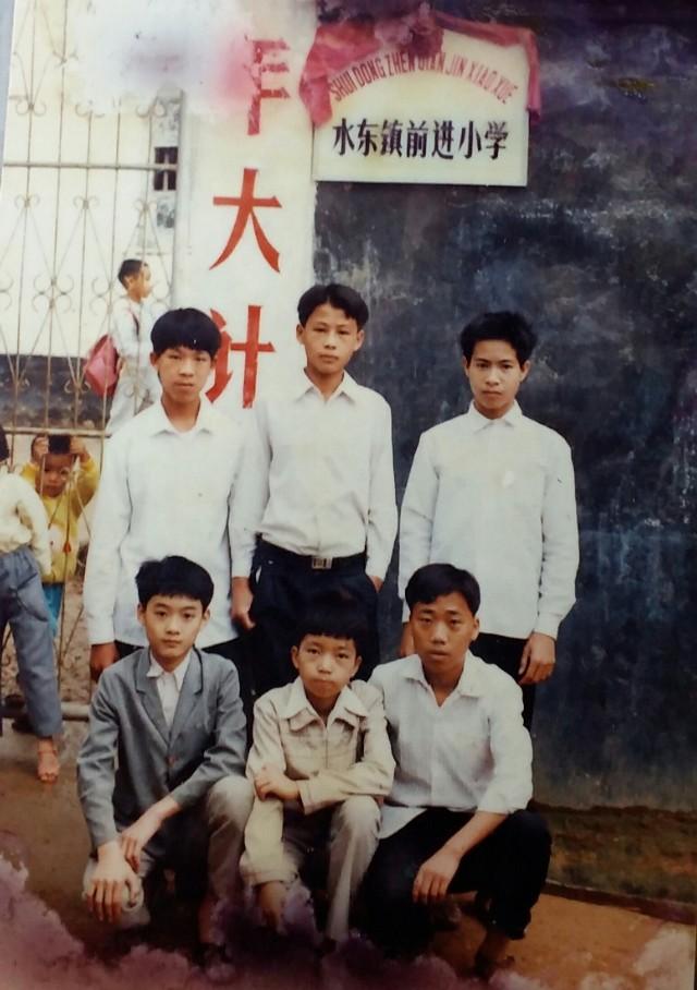 致孙儿学诗先读韵书