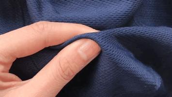 头发出油干燥脱发是什么原因,夏季头发出油严重