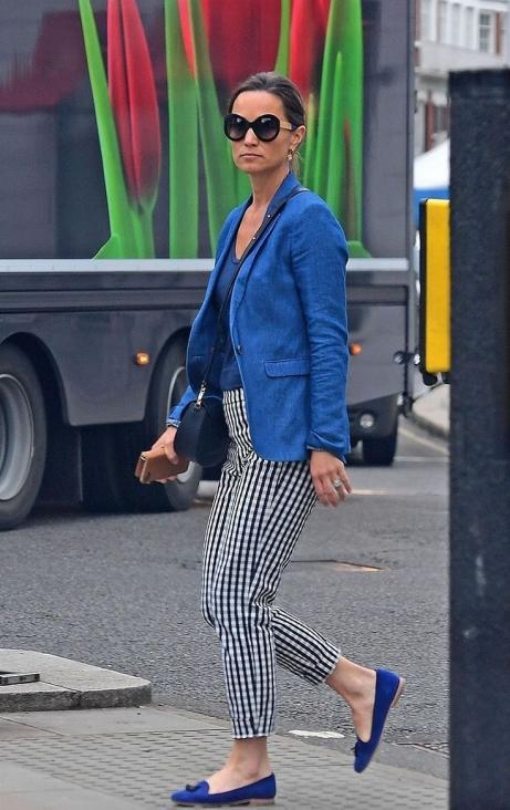 中年西装冬季搭配什么外套,冬季中长大码西装的搭配