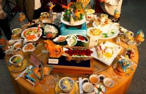 椴佽彍鍏ぇ鑿滅郴鑻辨枃,鍏ぇ鑿滅郴涓哄暐椴佽彍