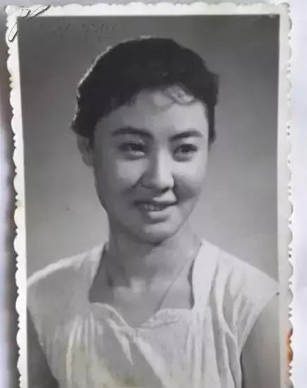 郭兰英为什么没有生小孩,歌唱家郭兰英有孩子吗