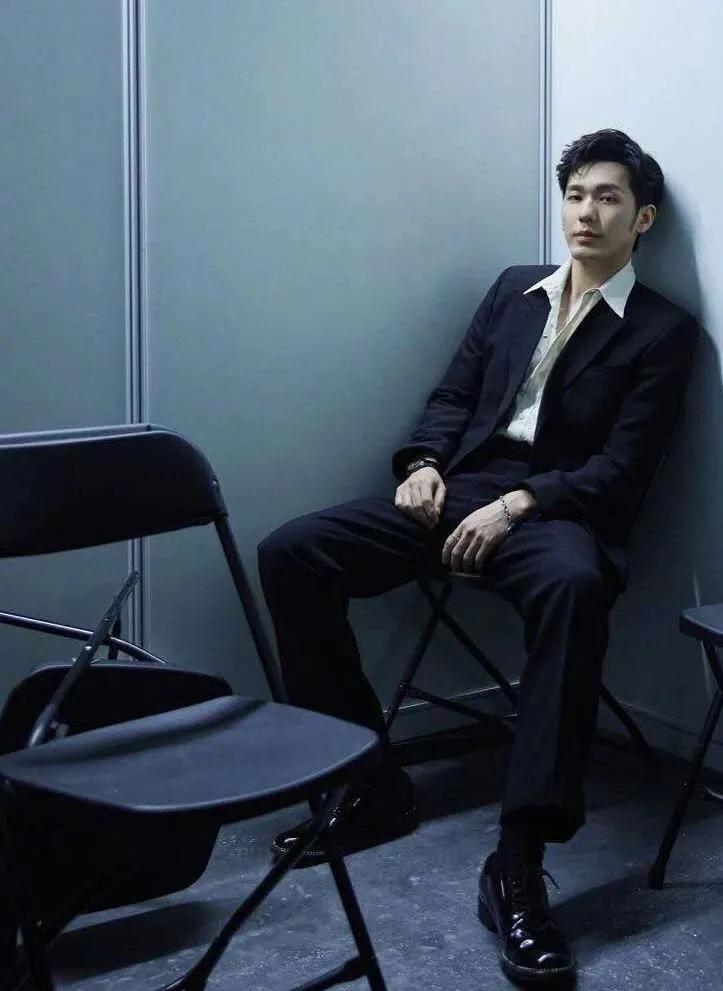 胡一菲情敌诺澜,爱情公寓诺澜胡一菲哪一集