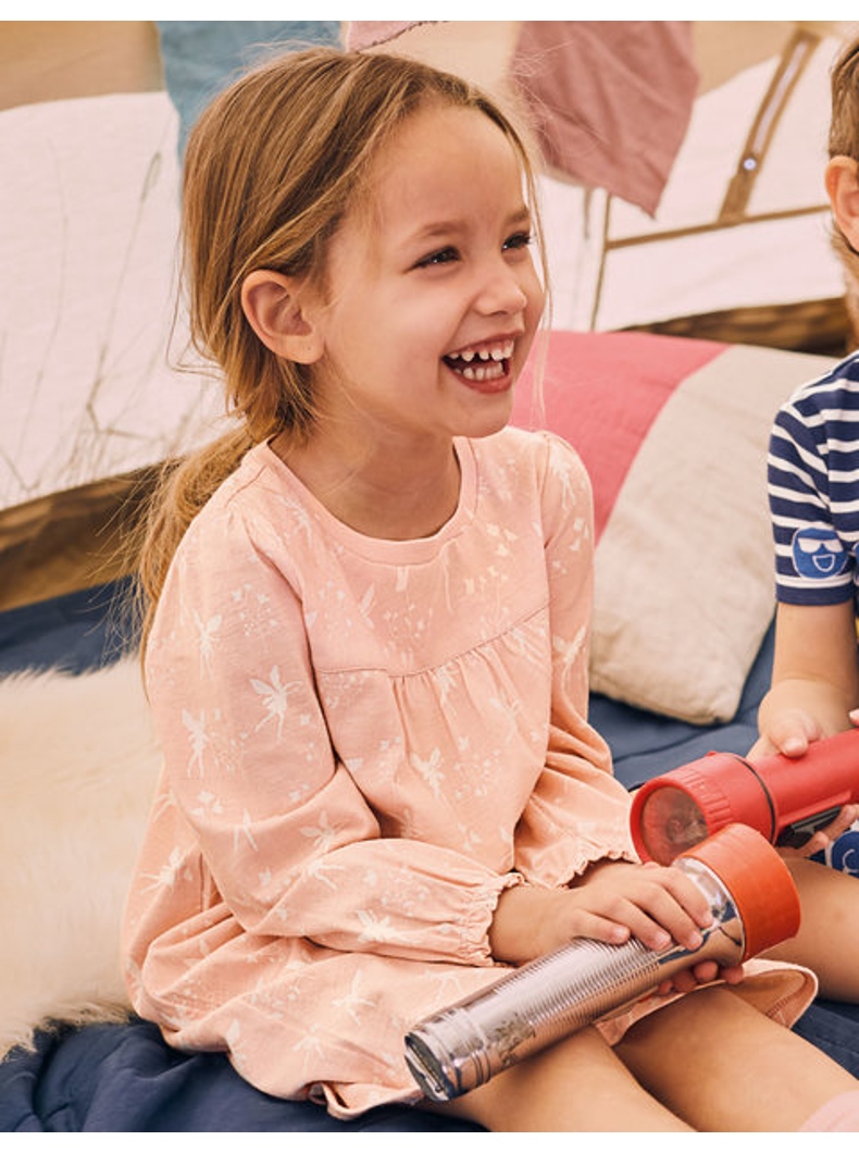 非常时期不能出门宅家里,非常时期别乱跑出门一定戴口罩