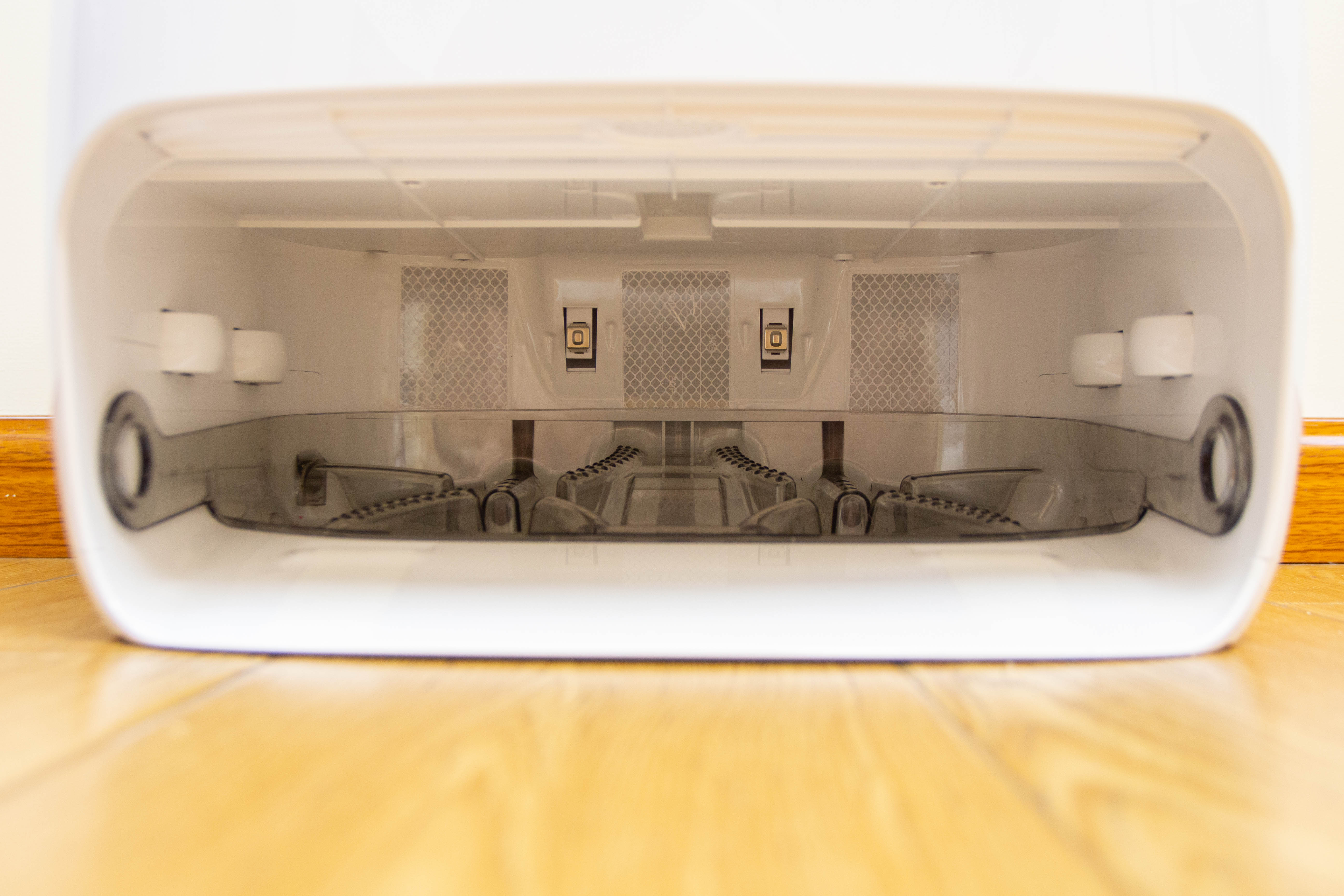 可以自动洗拖布的扫拖机器人，是行业标杆？还是智商收割机？