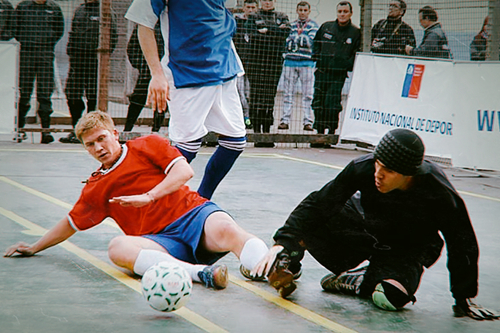 毒枭足球运动员,毁于毒品的足球球星