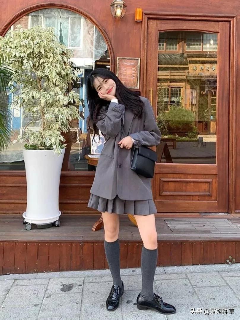 玛丽珍鞋适合什么风格的人穿,玛丽珍鞋真的那么丑吗