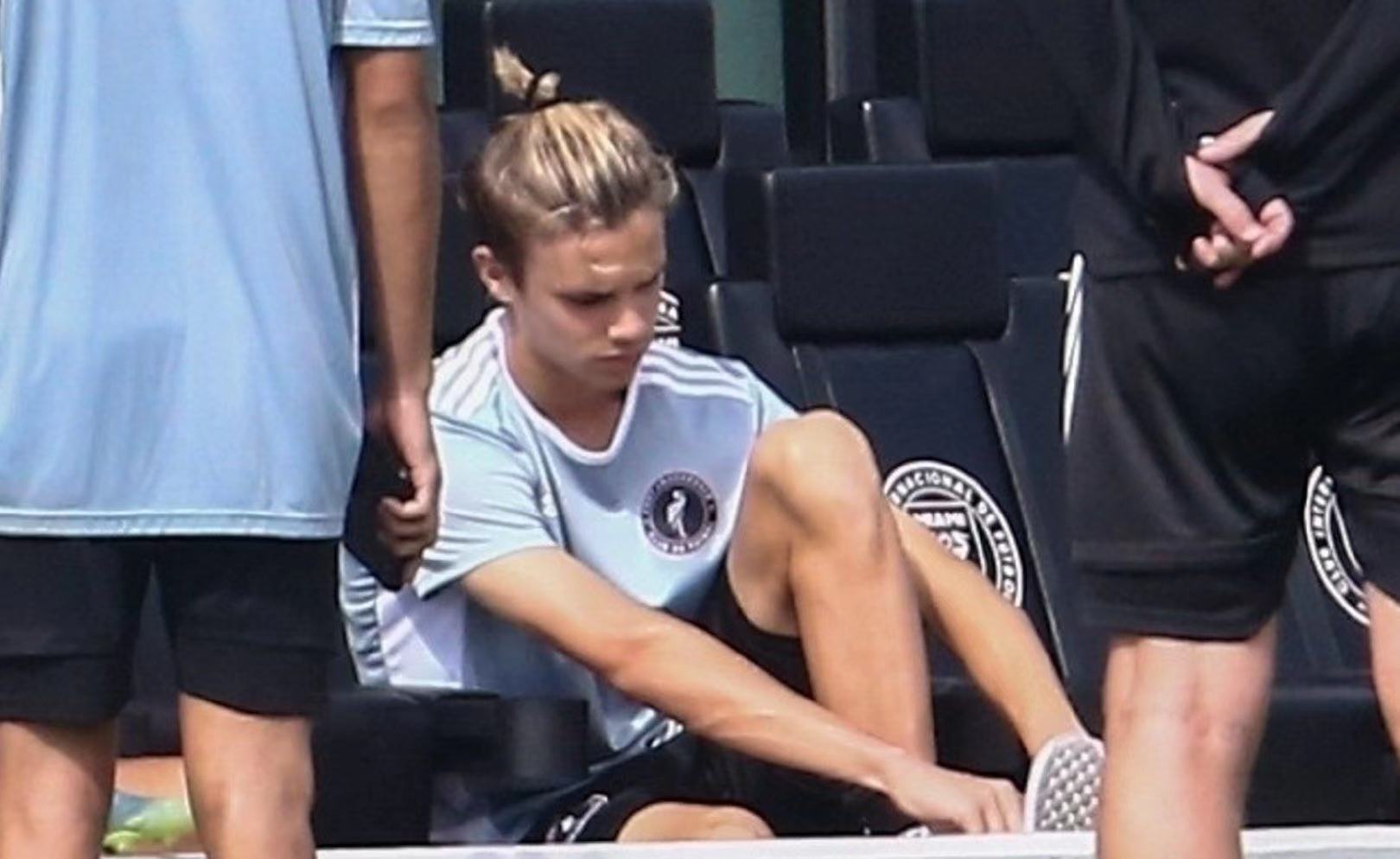 贝克汉姆二儿子有多会穿,贝克汉姆重返赛场