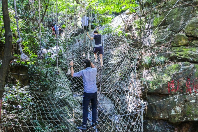 清远三个漂流峡谷,清远古龙峡漂流网红打卡景点