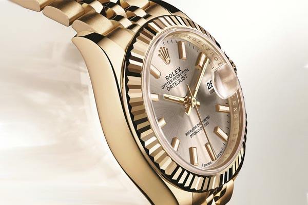 镀金手表划痕怎么解决?镀金手表如此高大上,那么划痕怎么处理